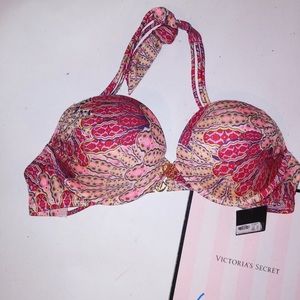 NWT Victoria’s Secret bombshell swim top 36B